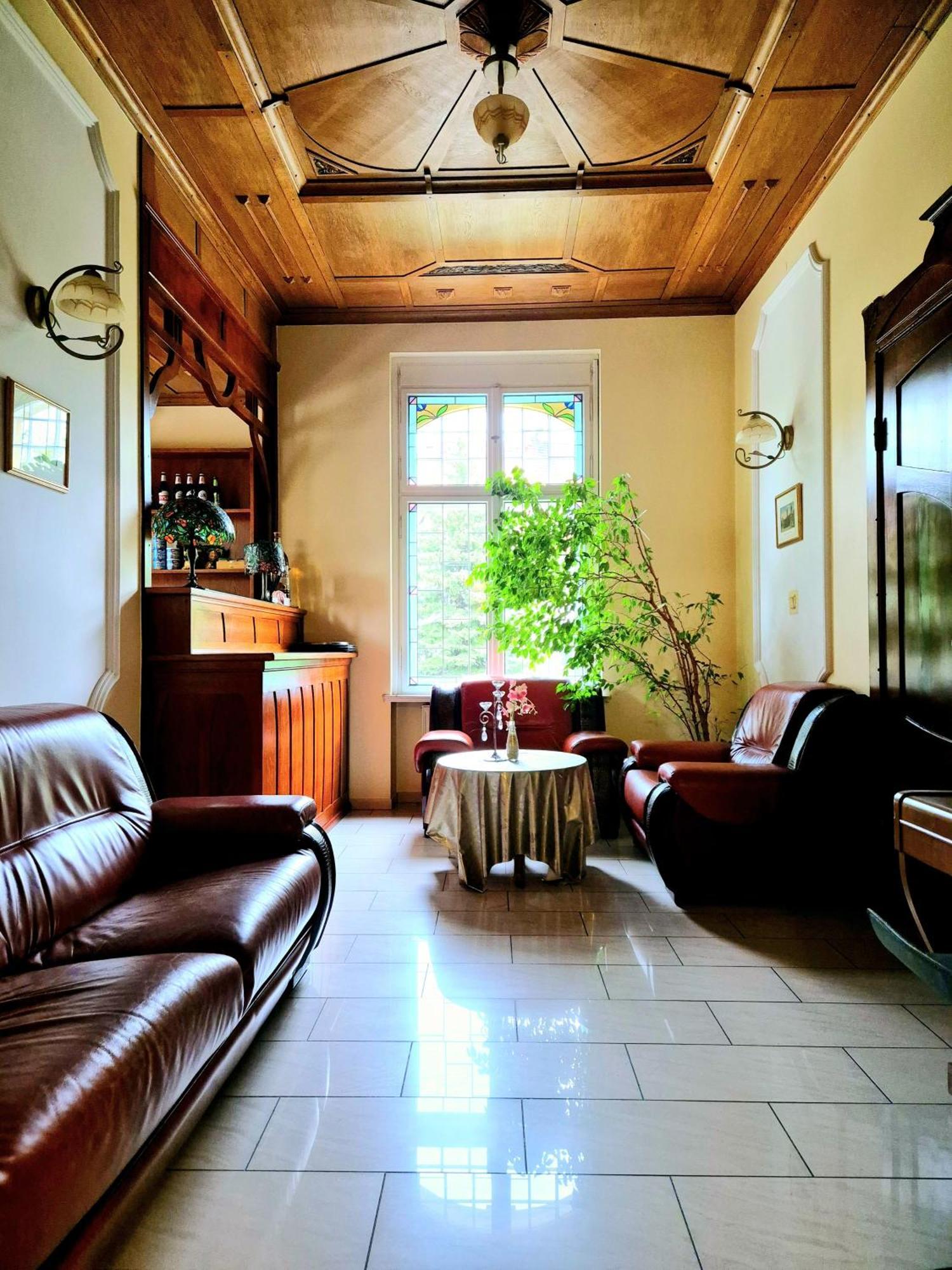 Hotel Palacyk Λέγκνικα Εξωτερικό φωτογραφία